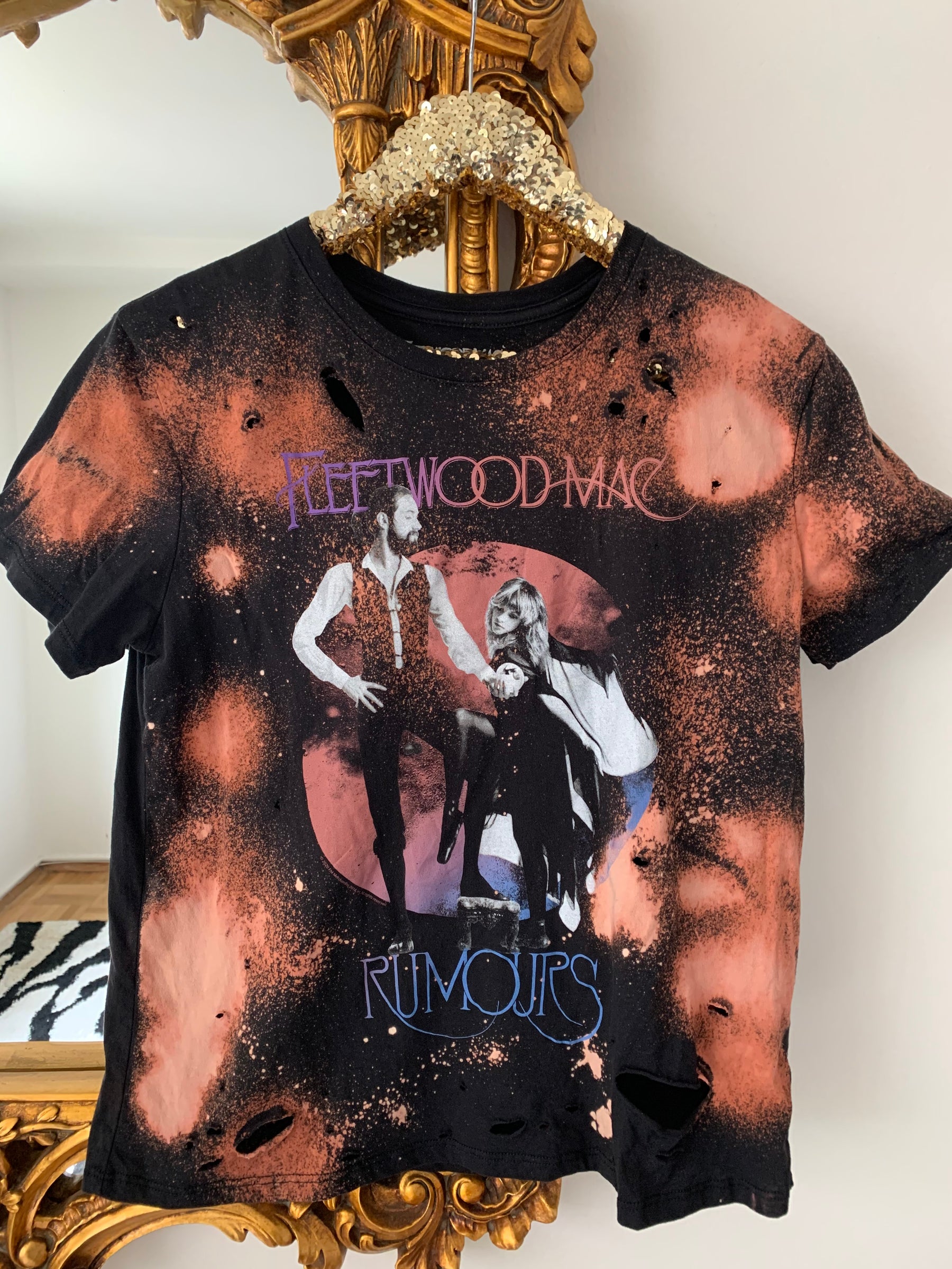 Distressed Vintage Style Fleetwood Mac T-Shirt