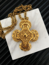 Vintage 1980's Trifari Gold Medallion Necklace