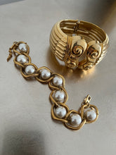 Vintage 1990's Faux Pearl Bracelet