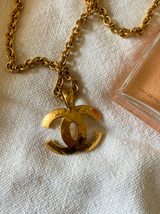 Vintage 1994 Gold Chanel CC Quilted Long Necklace