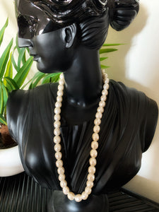 Vintage Creamy Pearl Necklace