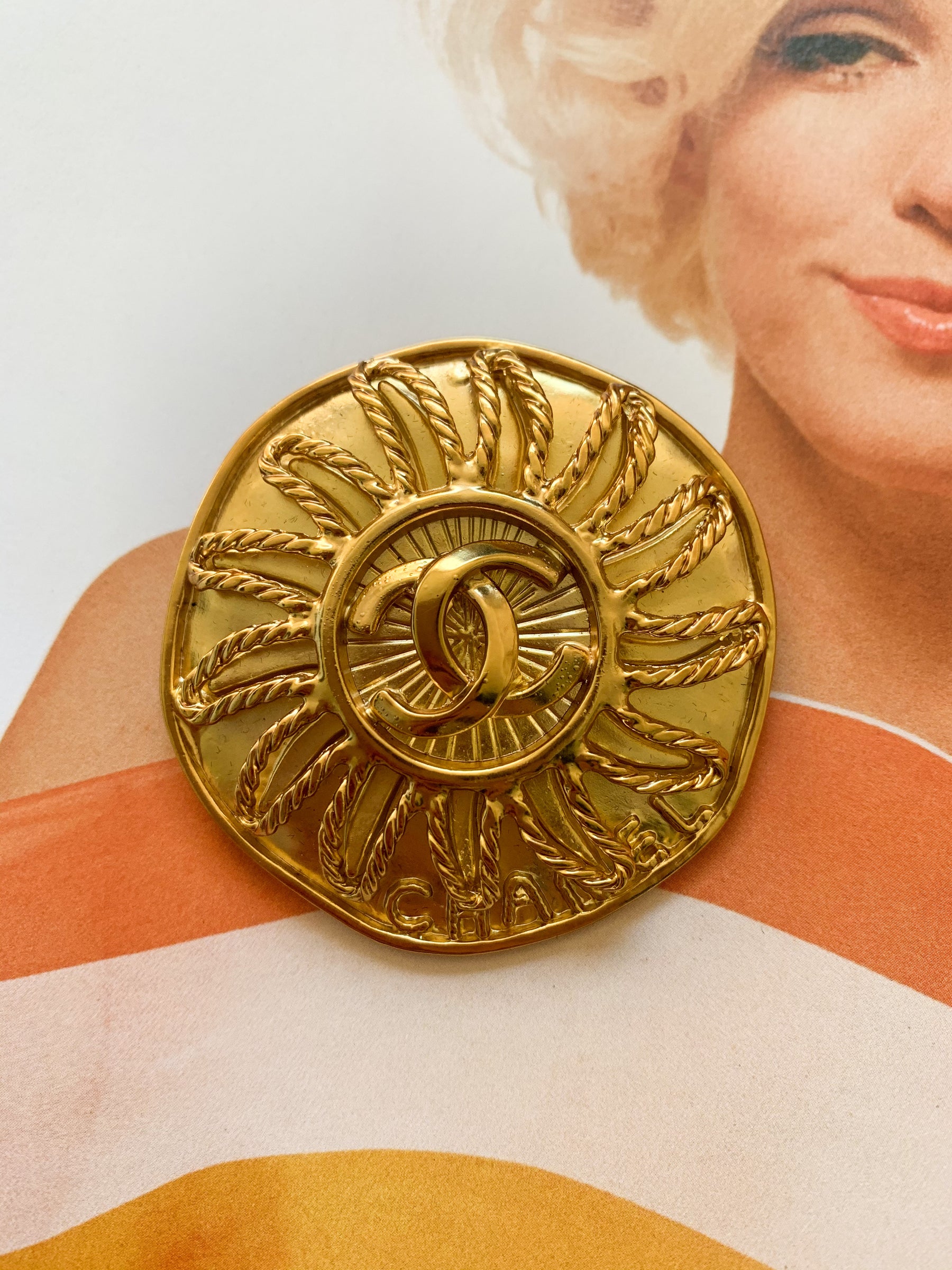 Vintage 1994 Authentic Chanel Gold Sunburst Brooch – The Champagne Diet  Boutique