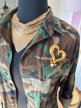 Vintage 1994 Gold Heart Brooch